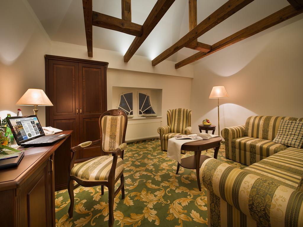 Ea Hotel Elefant Karlovy Vary Bilik gambar