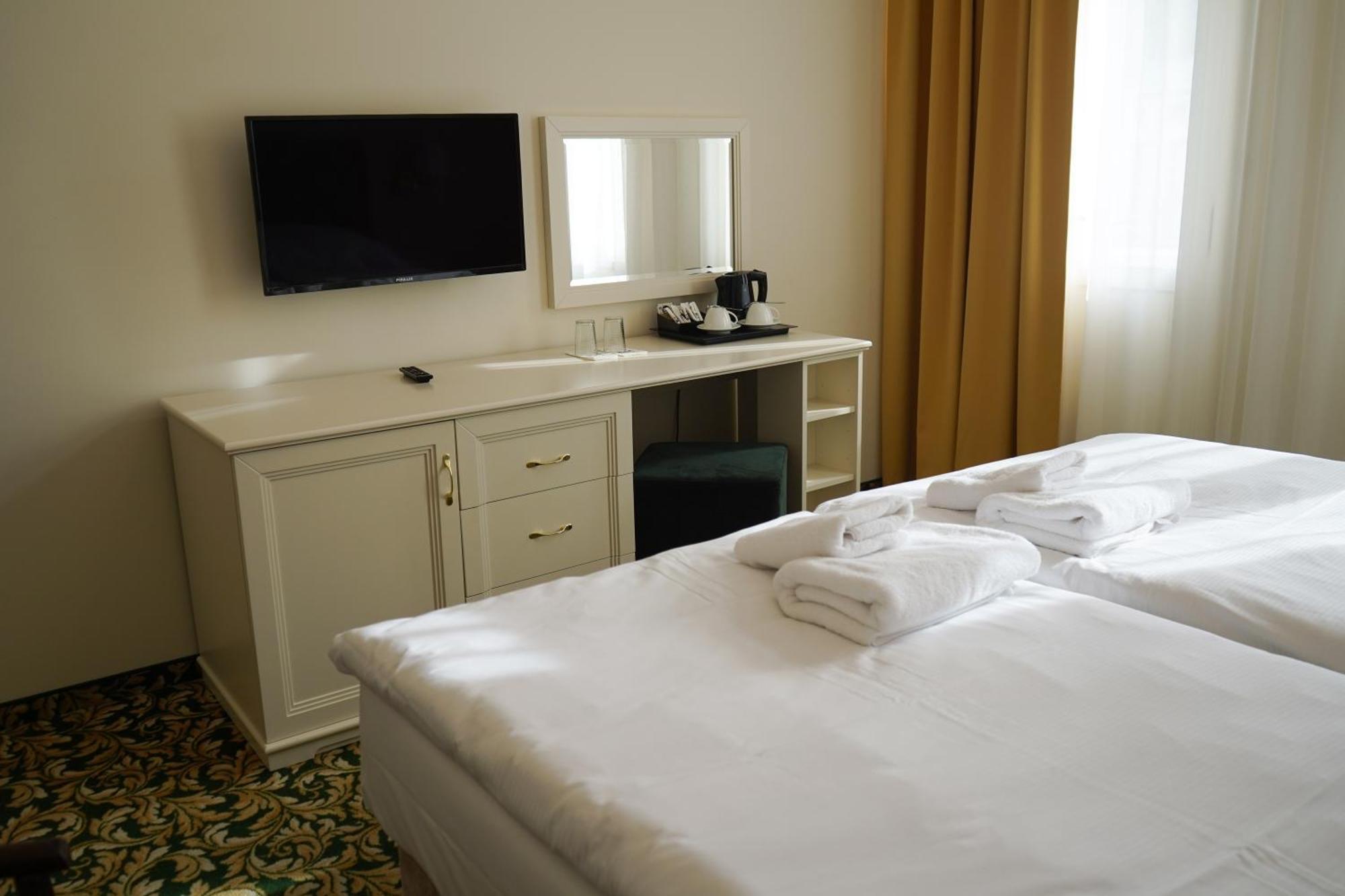 Ea Hotel Elefant Karlovy Vary Luaran gambar