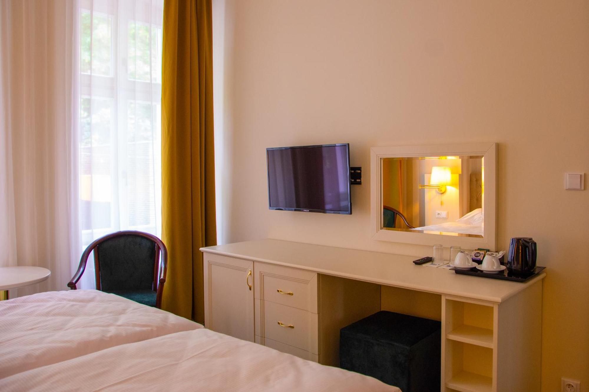 Ea Hotel Elefant Karlovy Vary Luaran gambar