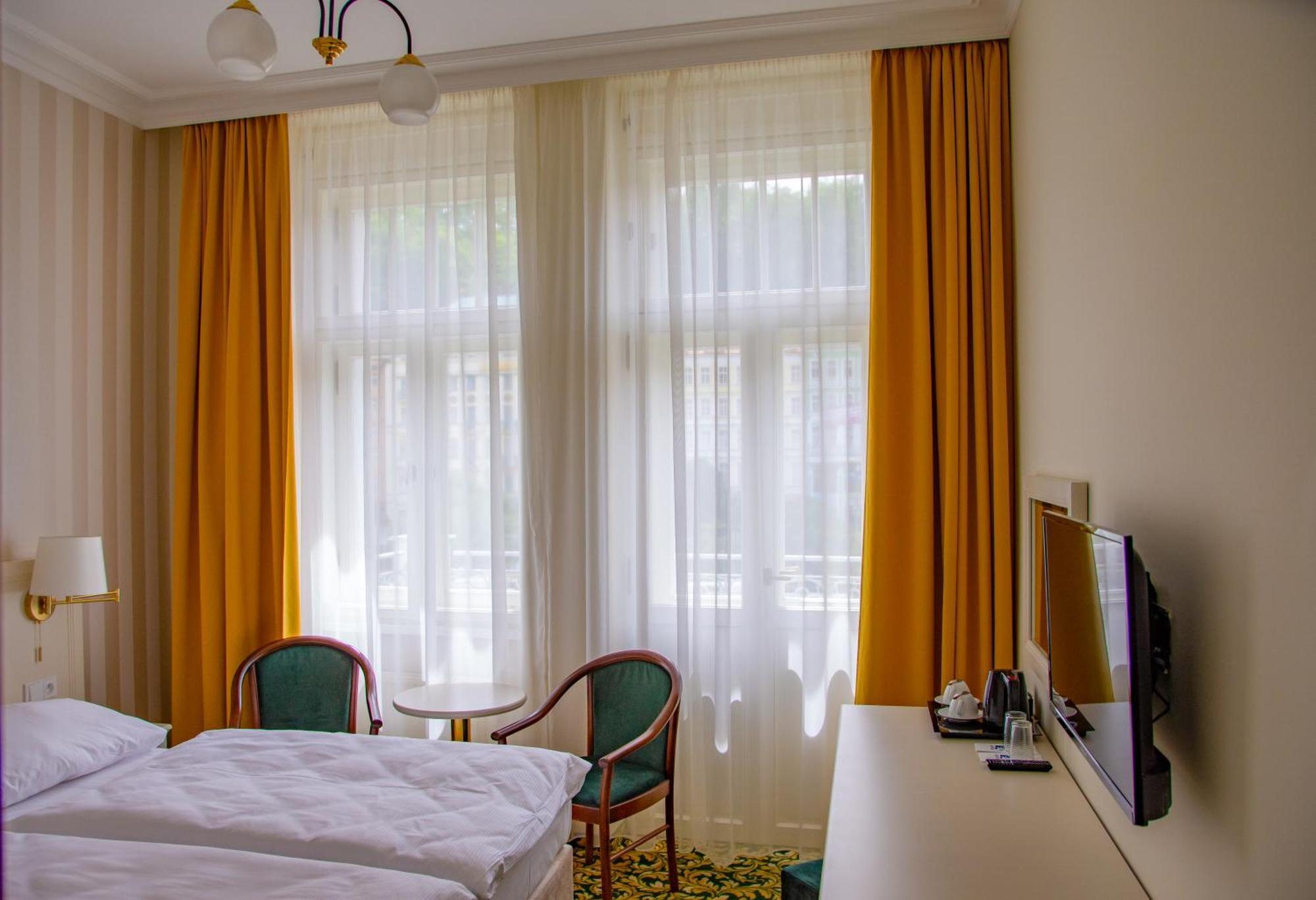 Ea Hotel Elefant Karlovy Vary Luaran gambar