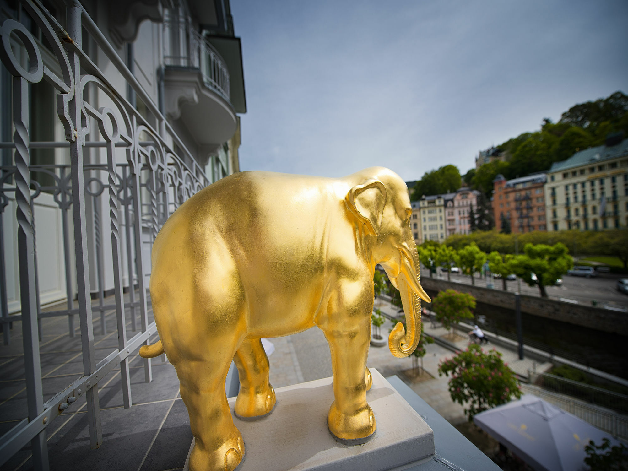 Ea Hotel Elefant Karlovy Vary Luaran gambar